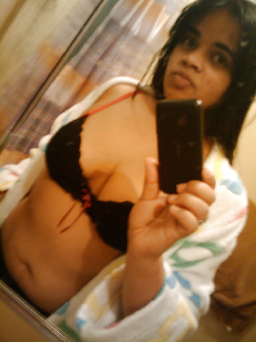 Sexting Latin Teen porn gallery