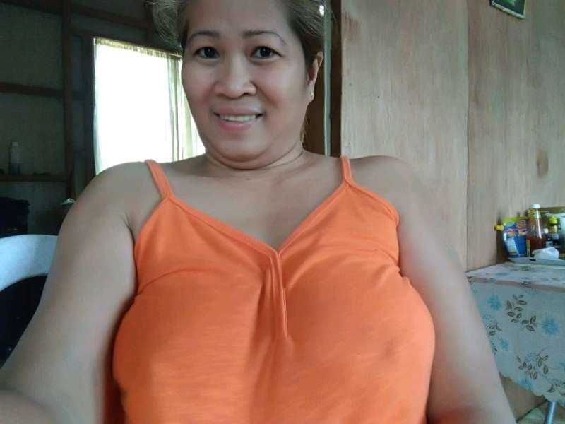 Sexy Pinay MILFs 3 - 57 Photos 