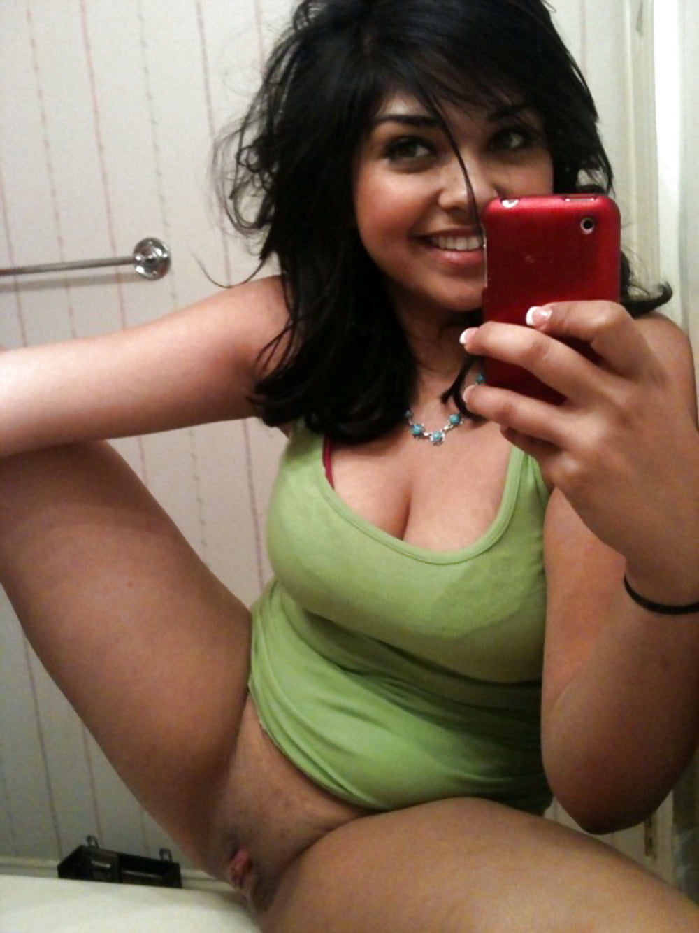 Horny Silly Selfie Teens (150) porn gallery