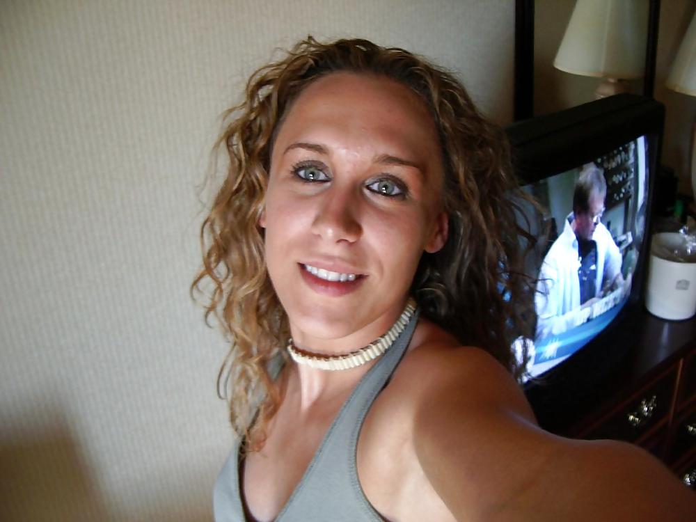 CANADIAN HOTTIE porn gallery