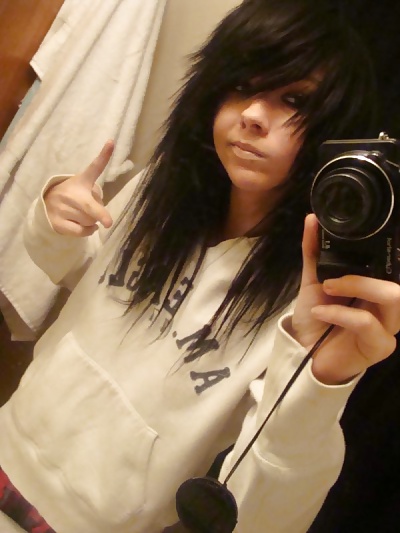 EMO Queen Bailey (NonNude) porn gallery