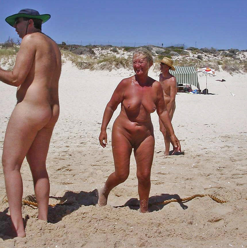 Naked beach 98. porn gallery