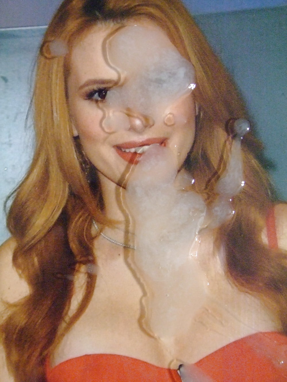 Sehen Sie sich Bella Thorne Gets Creamed By BIGflip - 4 Bilder auf xHamster...