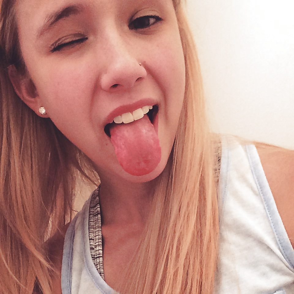 Blonde College Party Girl porn gallery