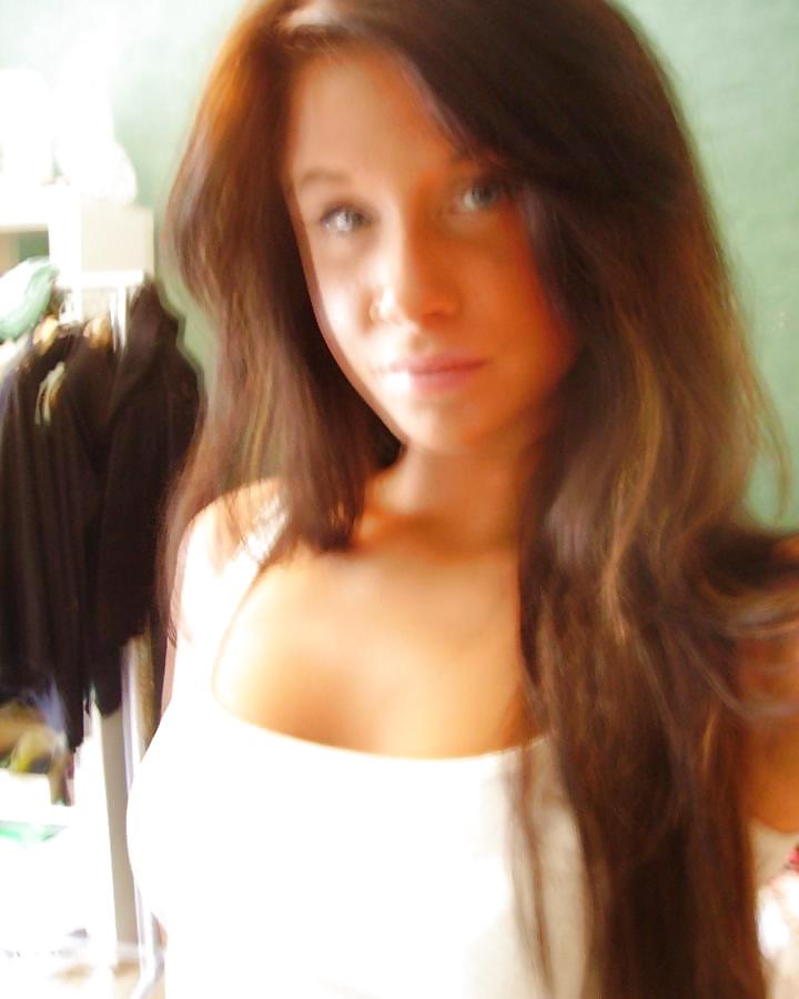 Amazing EyEz porn gallery