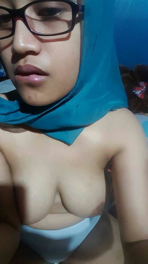 Hijab Asian Indonesian Muslim Girl Nude 2 14 Pics Xhamster