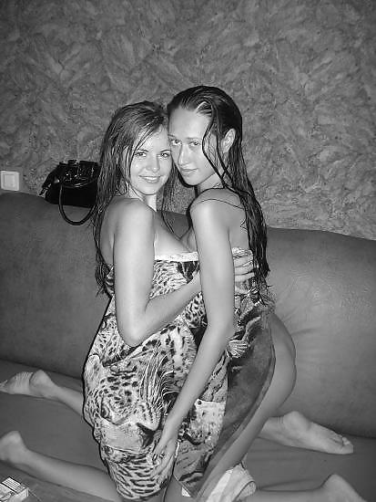 Hot brunette amateur teen lesbian couple ! porn gallery