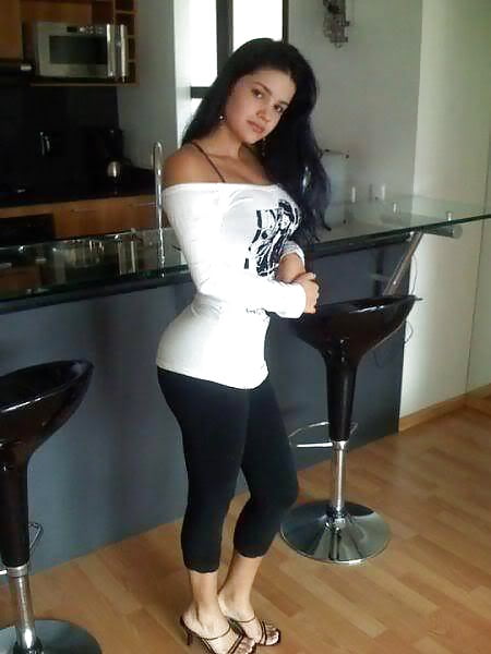 Fit Latinas porn gallery