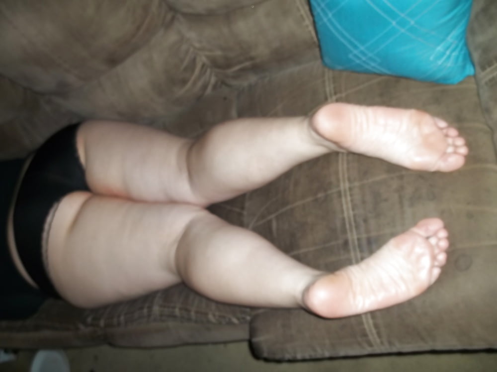 Young PAWG GF porn gallery