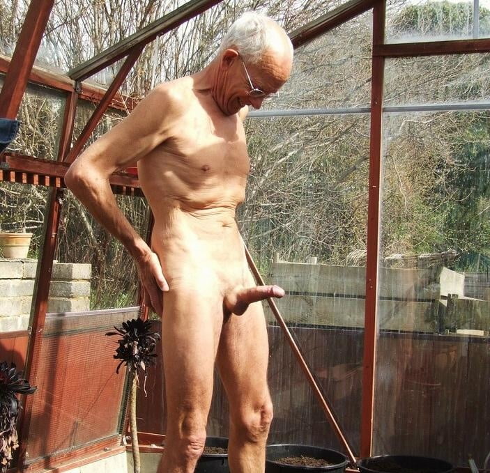 Sexy Naked Grandpa Pictures HD