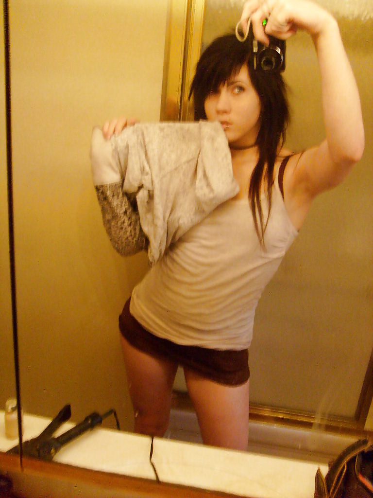 Amateur Emily porn gallery