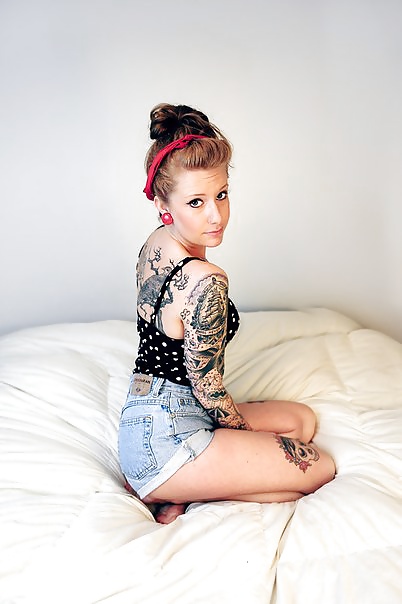 Beautiful Girls with tattoos porn gallery