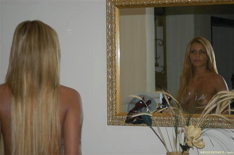 Latin Blonde Posing porn gallery