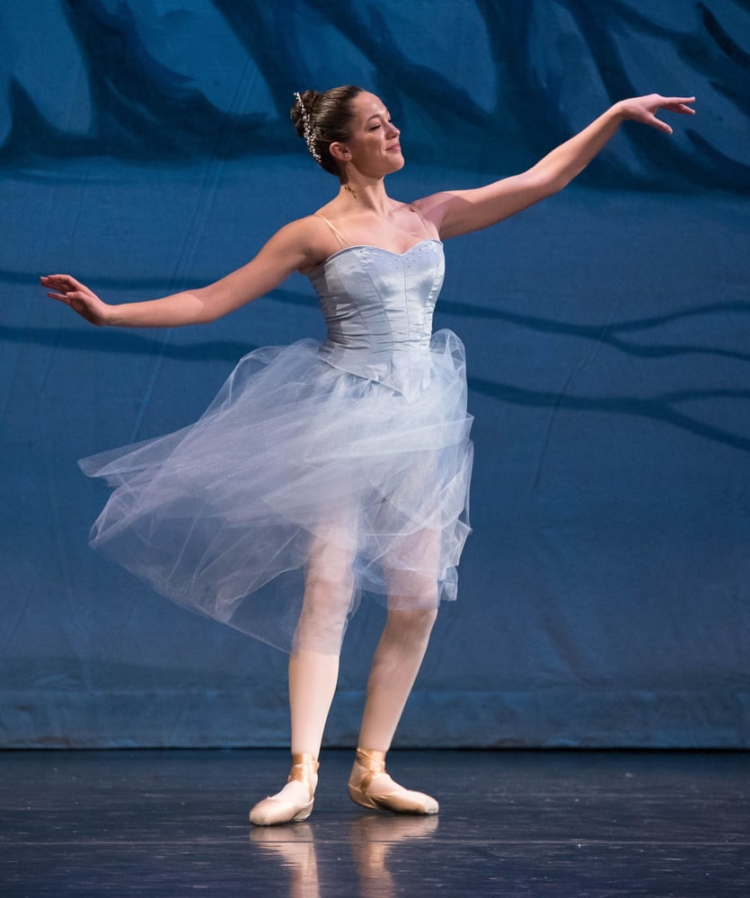 Ballet Tights Part 1 - 43 Photos 