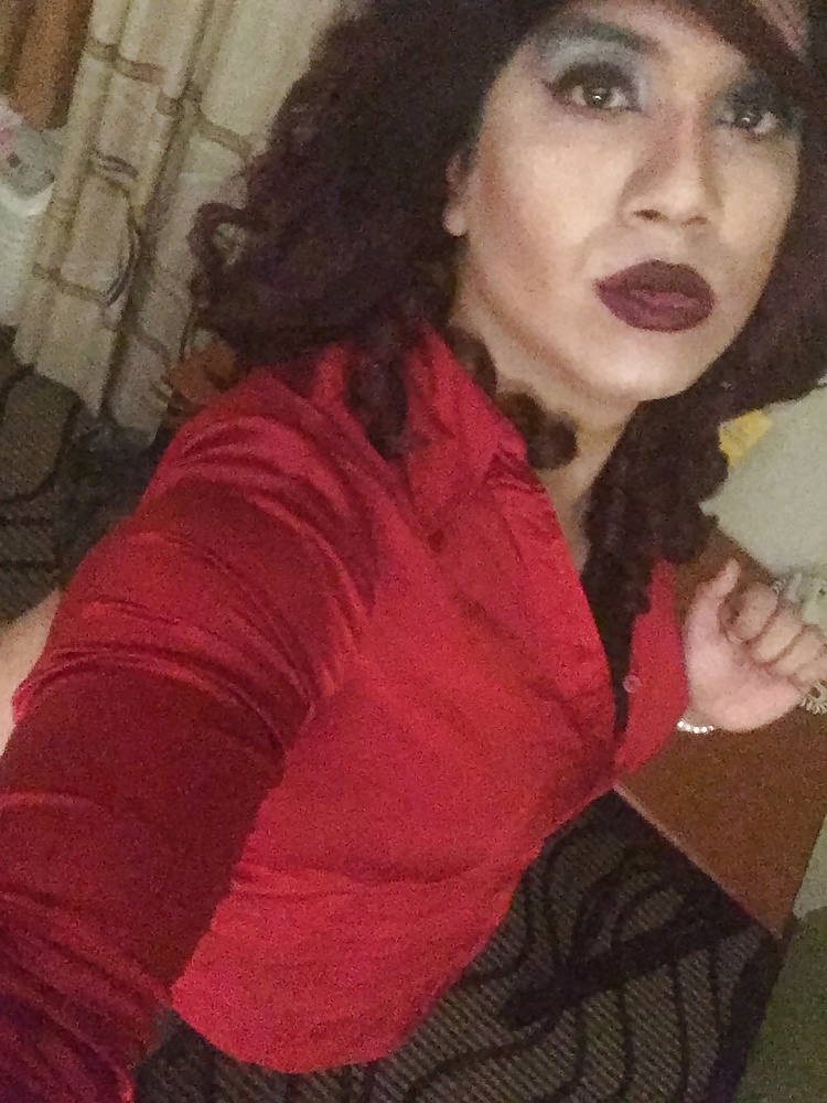 Lexianna returns as a total bimbo slut porn gallery