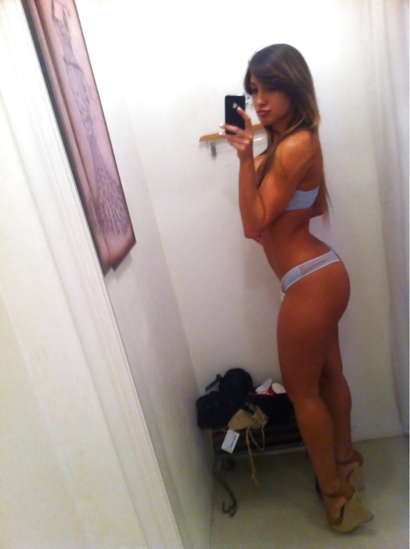 CHANCHING ROOMS SELFSHOTS porn gallery