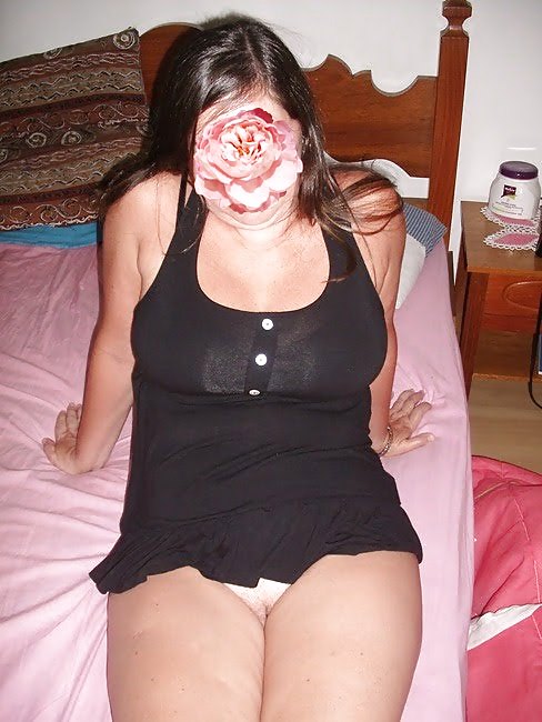 Debaixo da saia 35 - Under the skirt 35 porn gallery