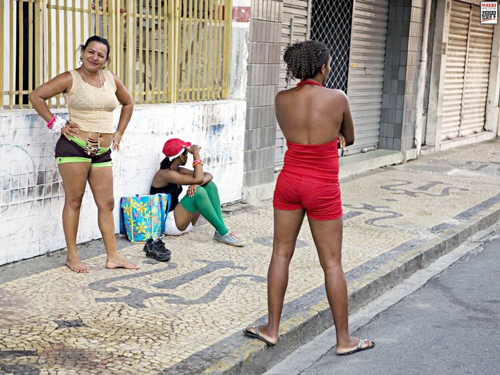 Prostitutes Vavatenina, Skank In Vavatenina, Analanjirofo