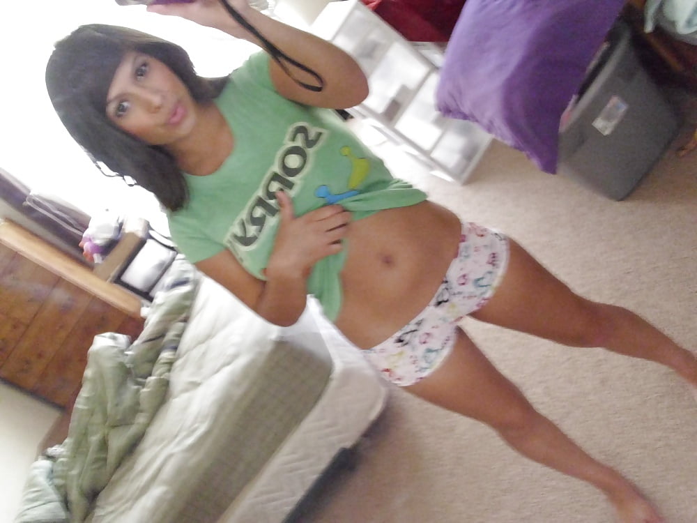 Latina Self Shots porn gallery