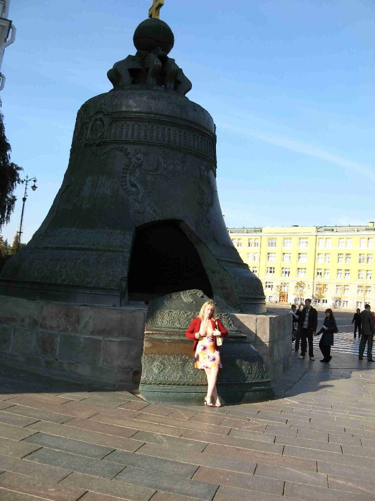 See And Save As Crazy Russian Woman Outdoor Exhibitionist
