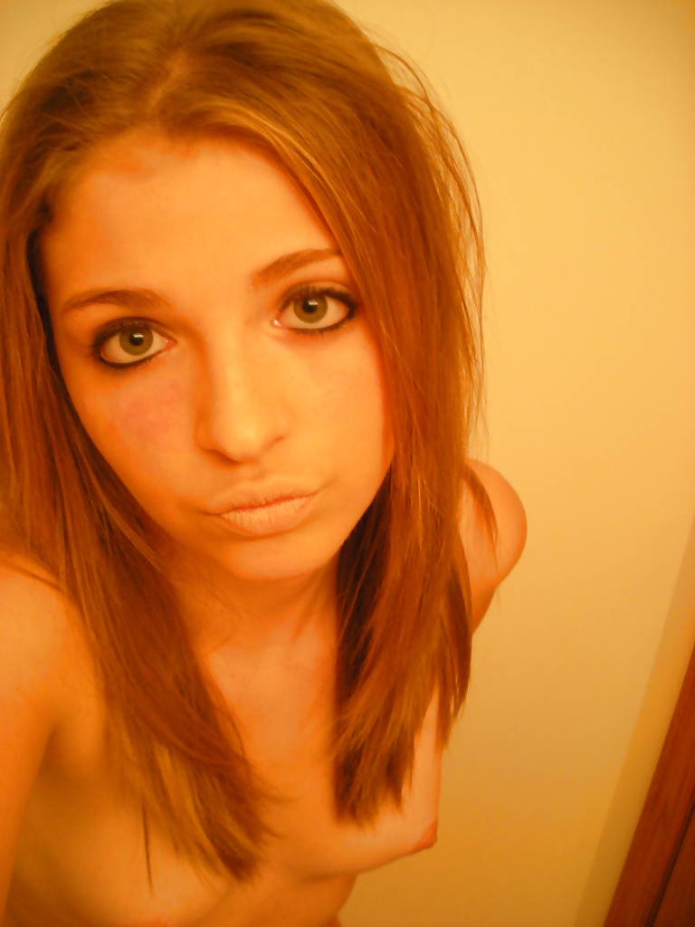 Teenage girl selfshot (Photo set) porn gallery