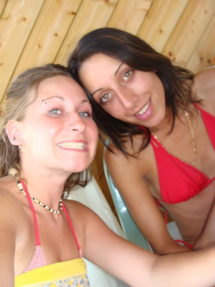 LAURA 30 Y FRENCH WHORE FROM NANTES - 16 Photos 