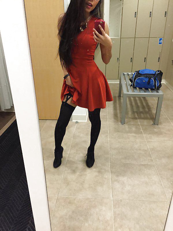 Tight dresses & skirts 4 porn gallery