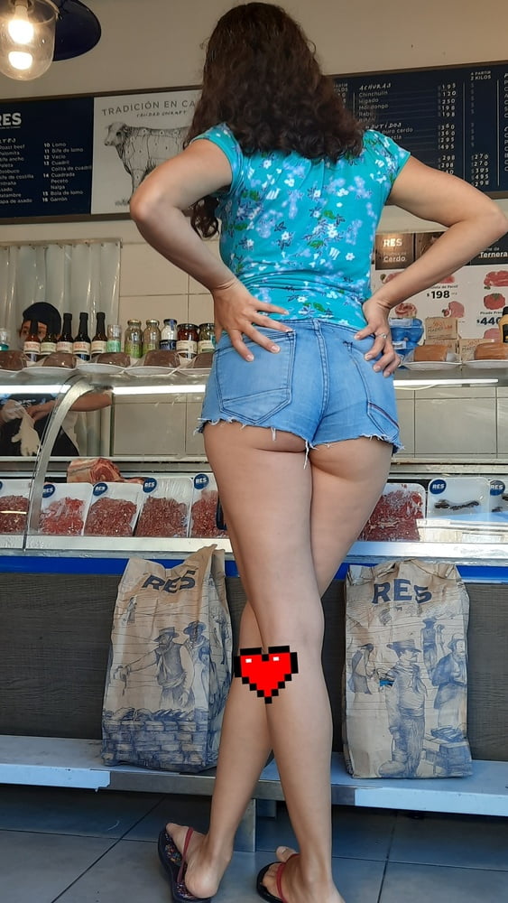 Latina big booty at summer
