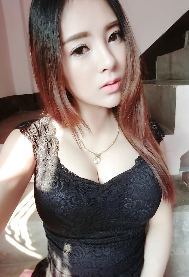 Teen Thai Girls with massive tits Facebook  Thailand porn gallery