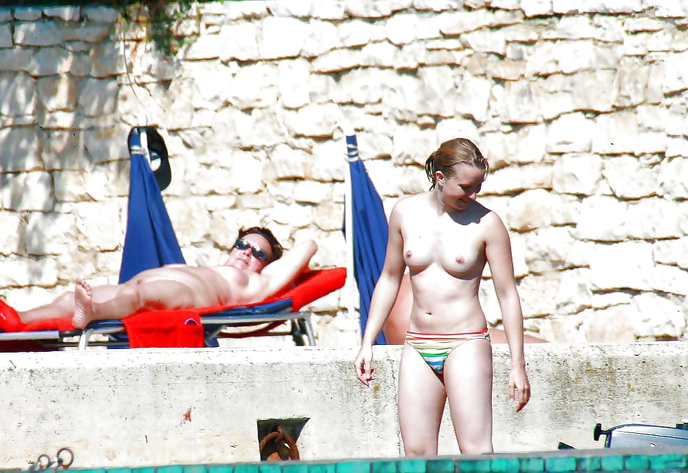 Beach Old+Young VI porn gallery