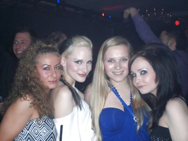 Welche ist geiler (Which one is hotter) 3 ? porn gallery