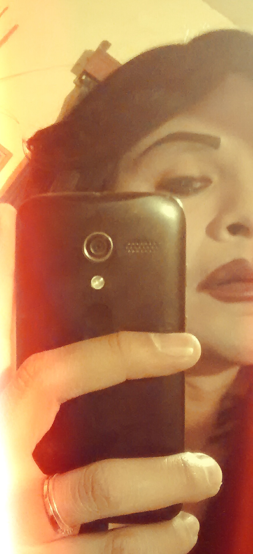 Maria Bonita en bata negra porn gallery