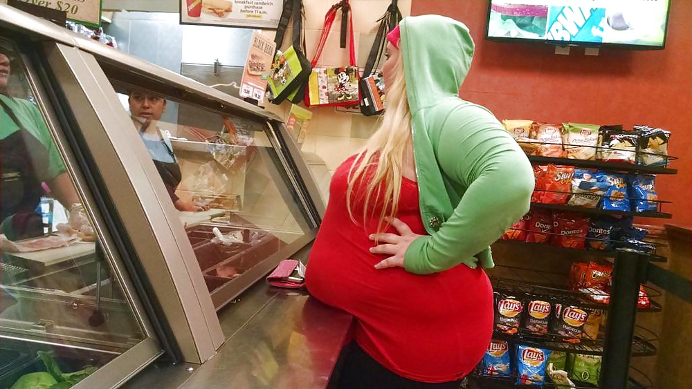 SSBBW clothed & public 4 porn gallery