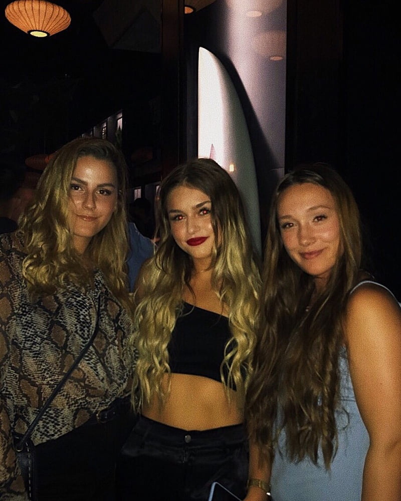 Camilla...a young and sexy BITCH porn gallery