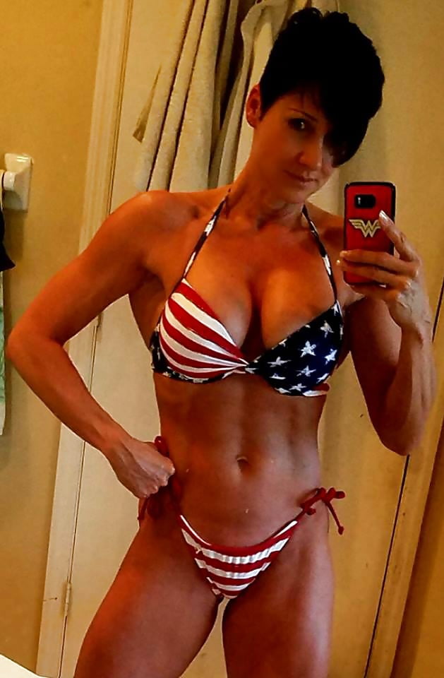 Beautiful milfs# porn gallery