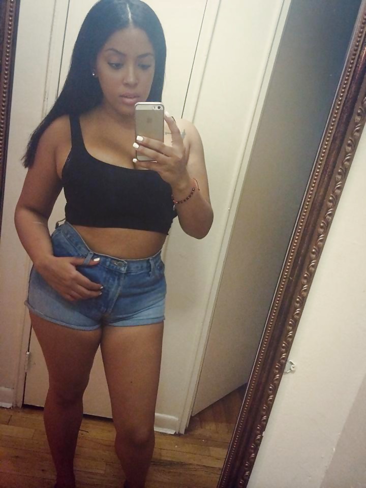 Thicky Thick 6-Amateur Mixed Girl porn gallery