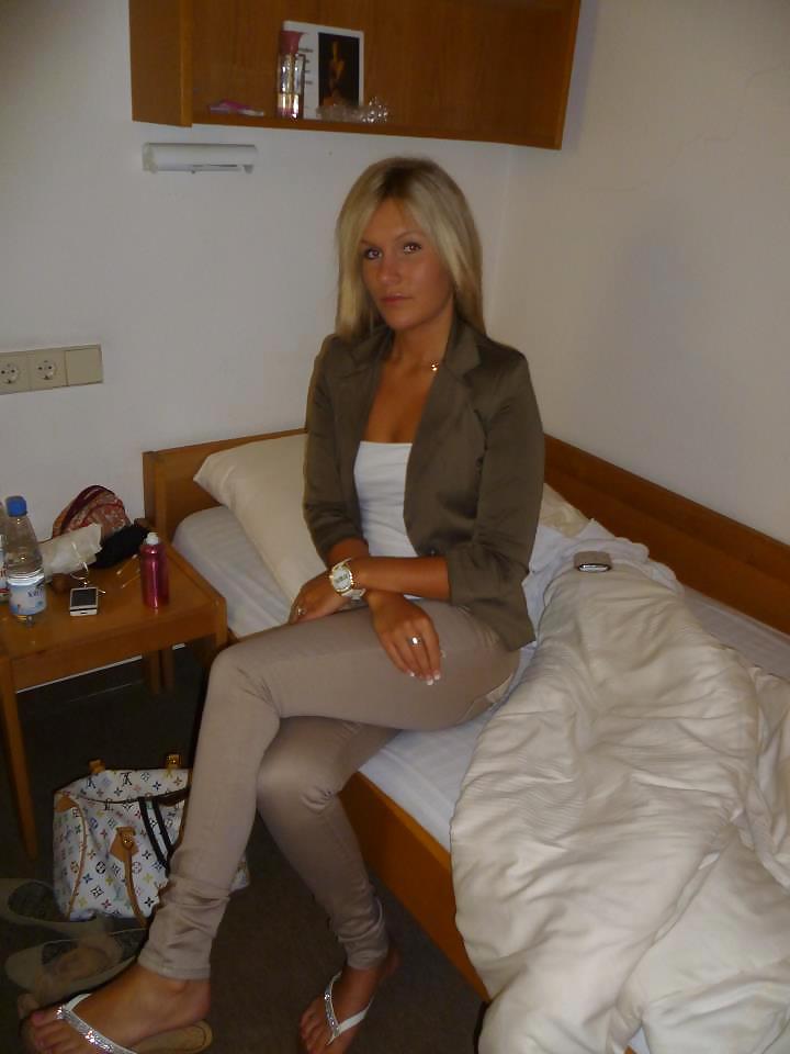 Alman kiz sarisin porn gallery