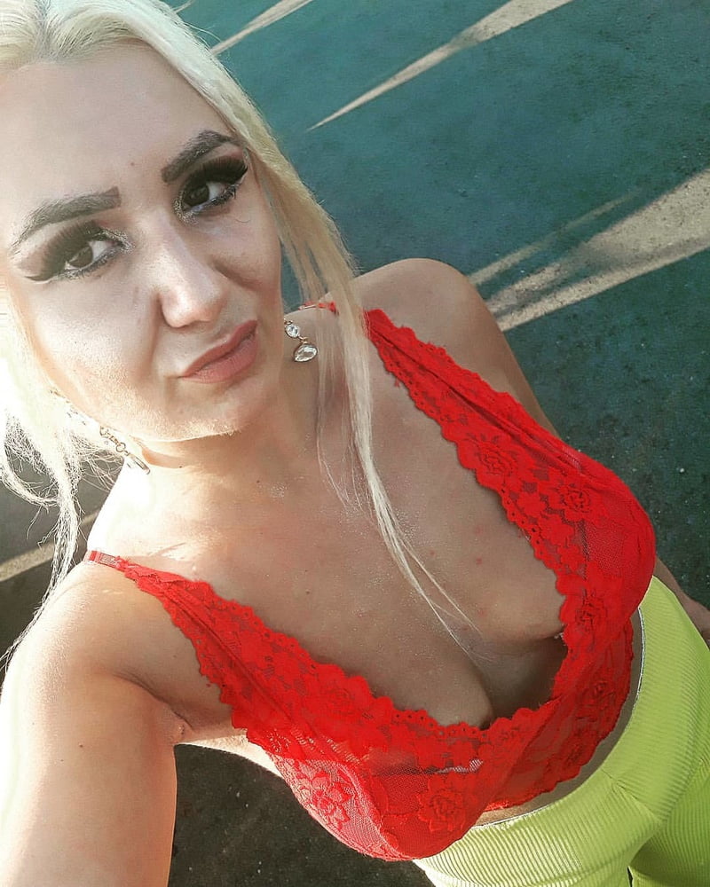 Serbian hot blonde mom big natural tits Katarina Zdravkovic porn gallery