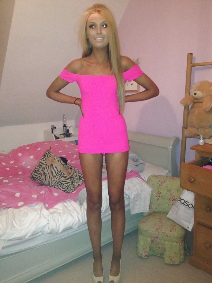 Irish chav has legs that just keep going porn gallery