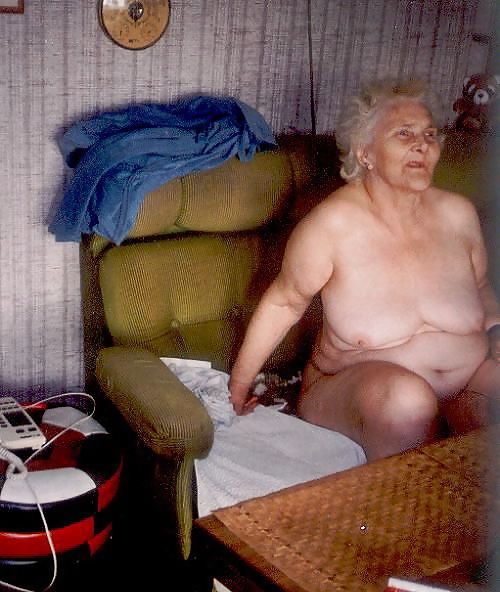Grandma with saggy tits. porn gallery