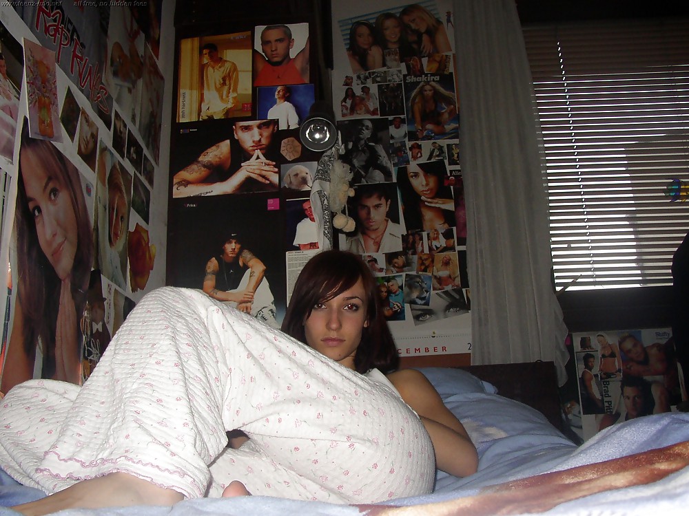 Hot College Girl Selfshot 1of2 porn gallery
