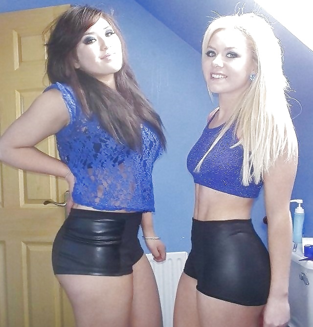 Shiny leggings porn gallery