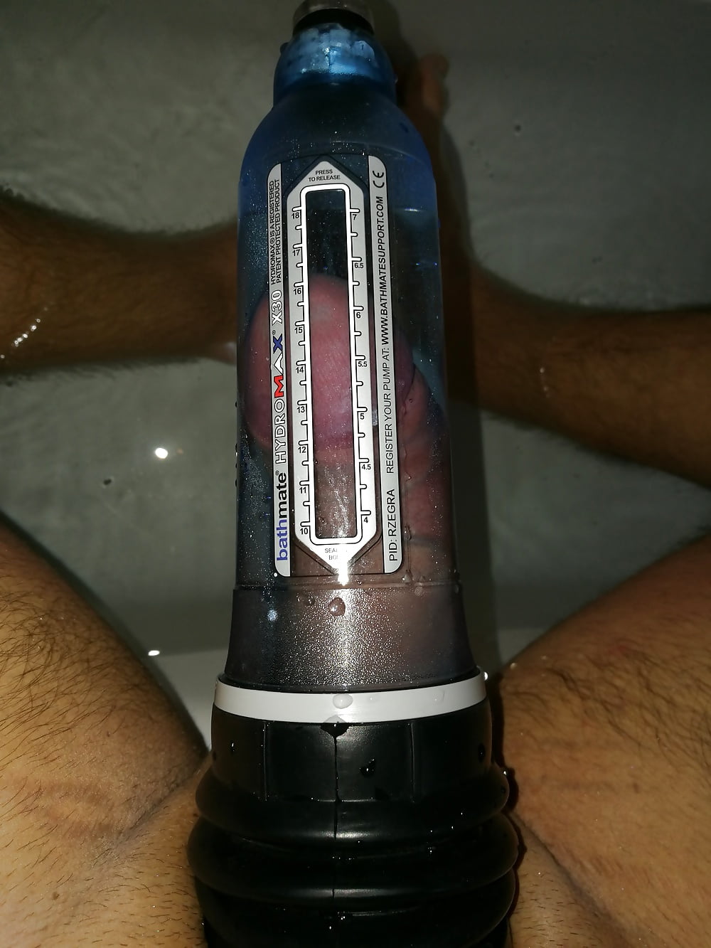 Bathmate demo.