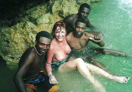 On vacation...wife's first meeting with a black man porn gallery