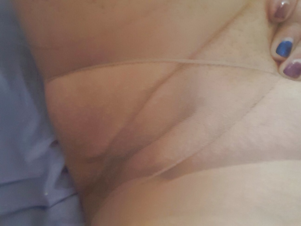 Tights n Toy porn gallery