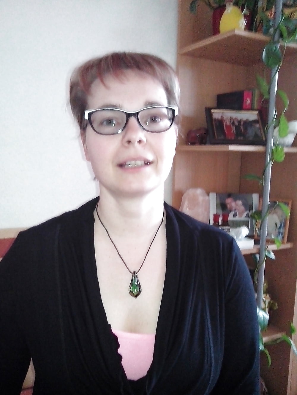 Anja schluckt alles porn gallery