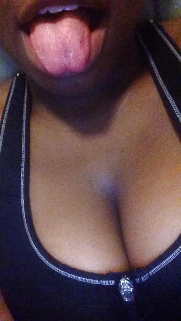 Teen shows her DD tits porn gallery