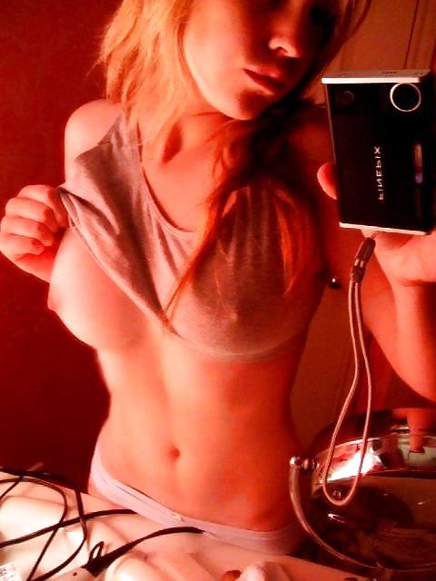 Self Shot 06 porn gallery