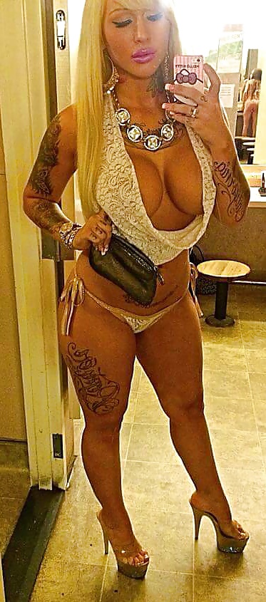 HOT Facebook Friends 5 porn gallery