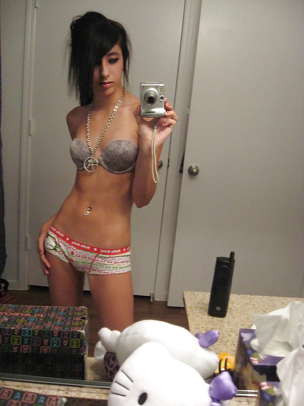 Paradise teens selfshots 5 porn gallery